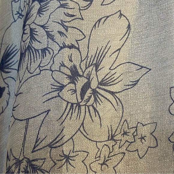 Ivory and Navy Floral Print Kimono with Pearls - Picture 8 of 17